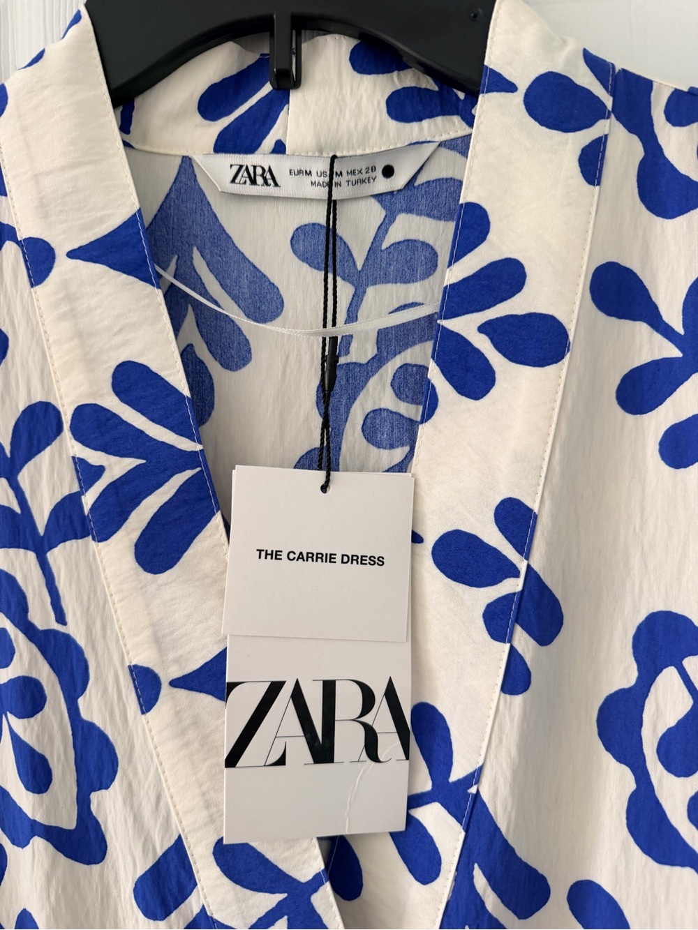Zara White Dress with Cobalt Blue Floral Print - Picture 3 of 6